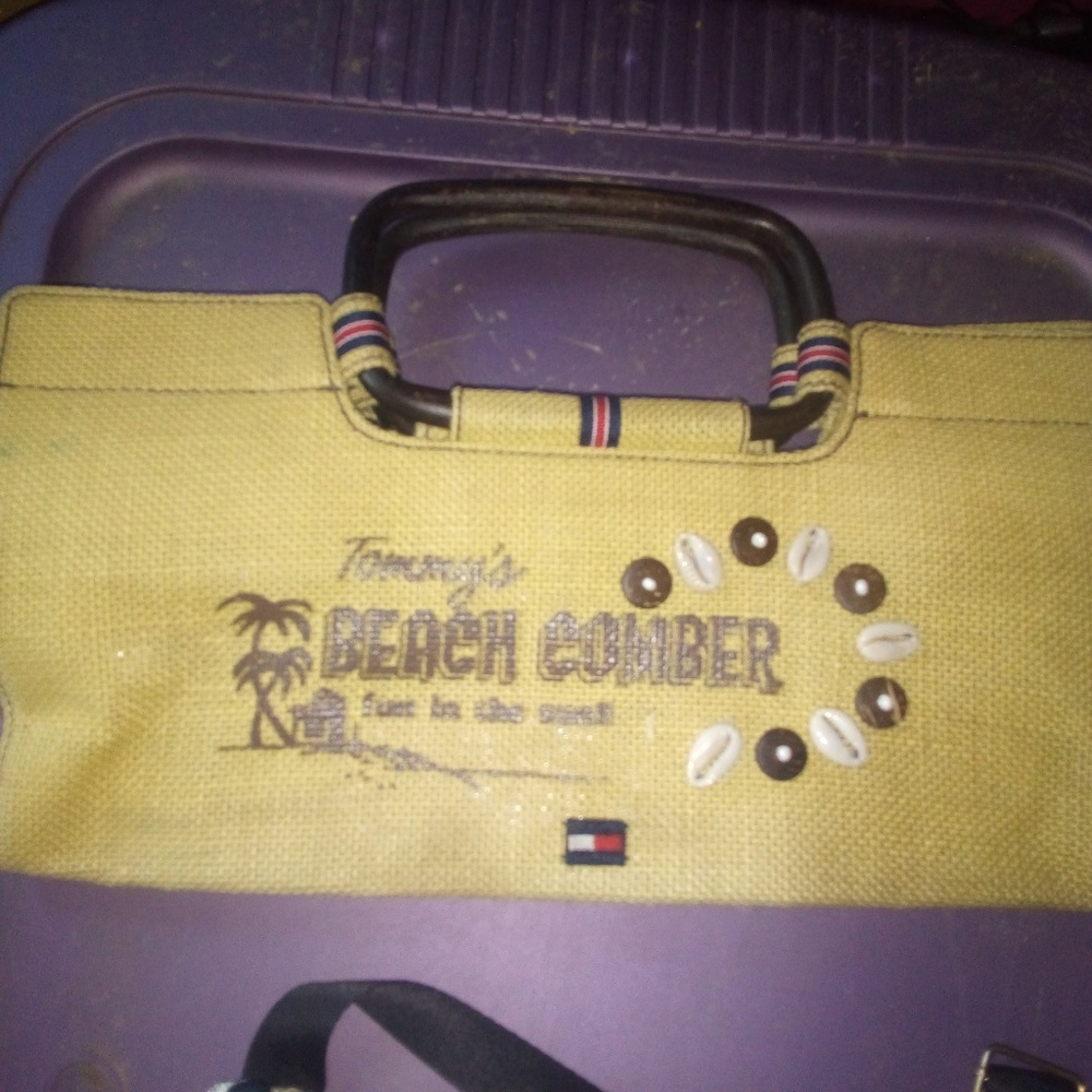 Tommy Hilfiger beach tote